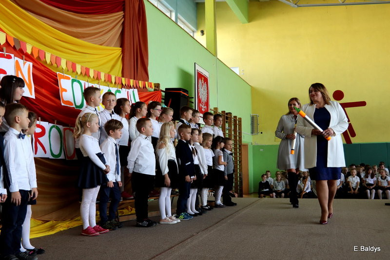 Dzień Nauczyciela w Osiecznej (zdjęcia)