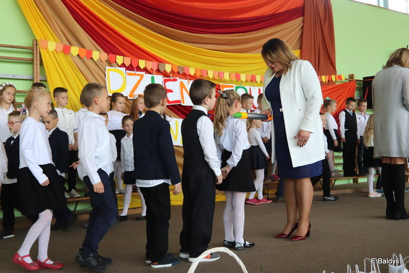 Dzień Nauczyciela w Osiecznej (zdjęcia)