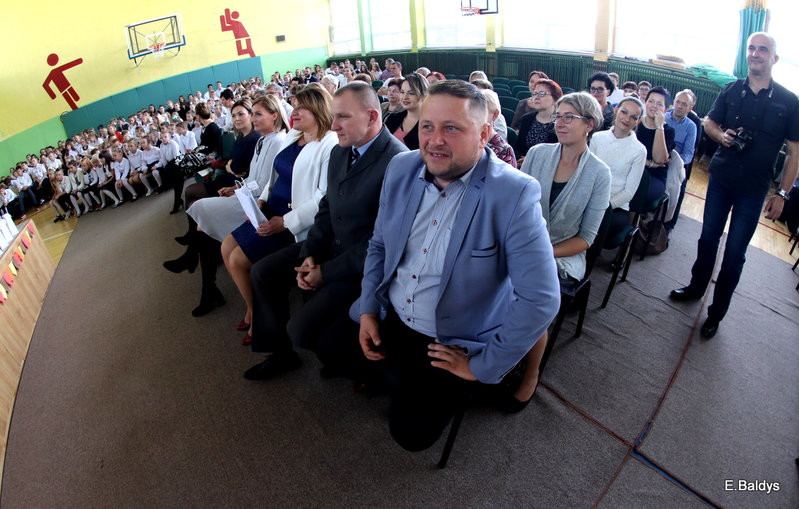 Dzień Nauczyciela w Osiecznej (zdjęcia)