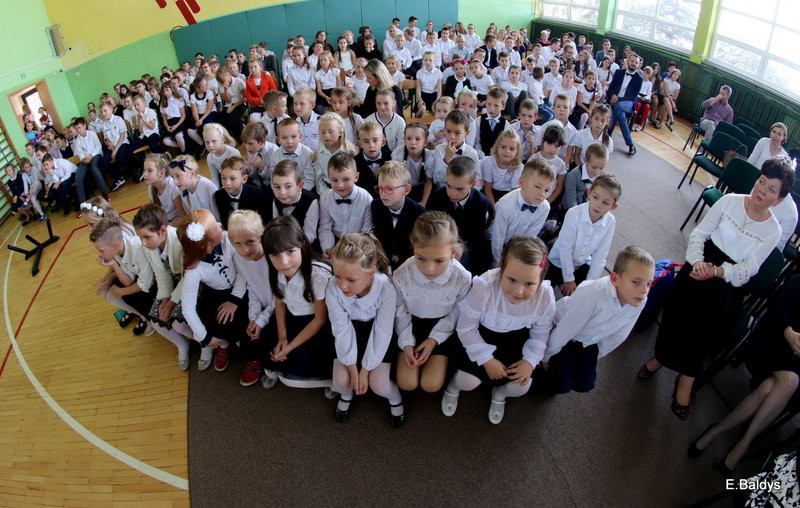 Dzień Nauczyciela w Osiecznej (zdjęcia)