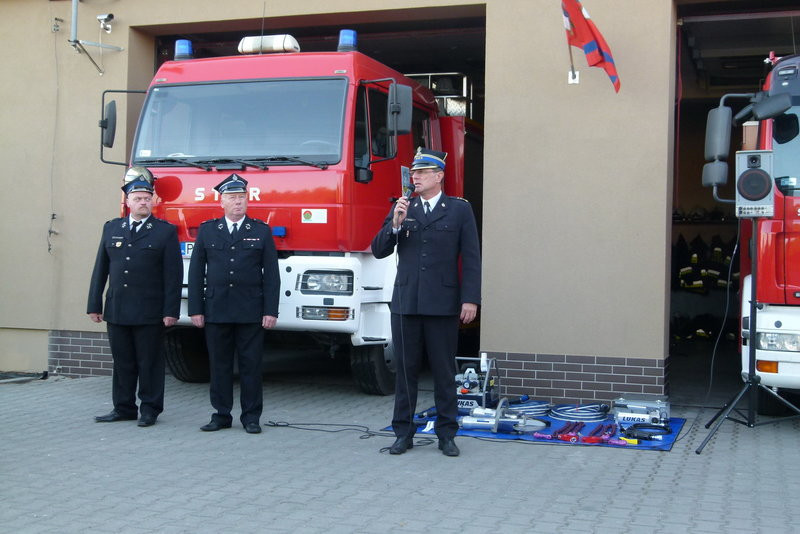 Sprzęt dla OSP Święciechowa (kilka zdjęć)