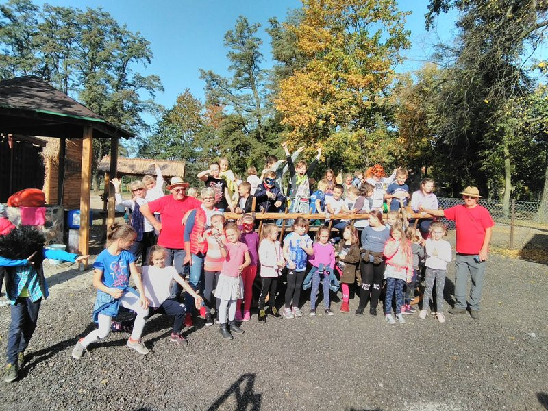 Pyry z ogniska przed izbą tradycji