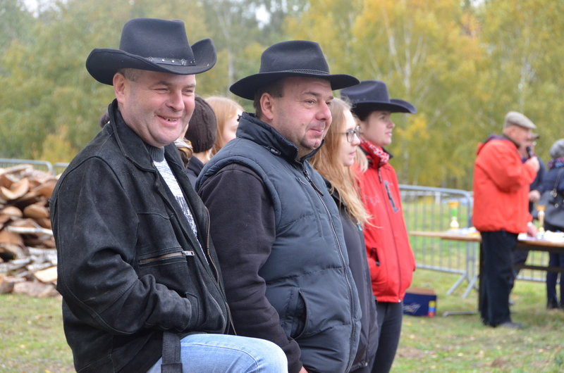 Hula hop na bukówieckim Hubertusie (zdjęcia)
