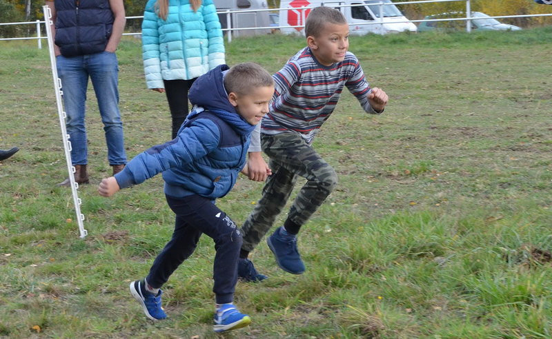 Hula hop na bukówieckim Hubertusie (zdjęcia)