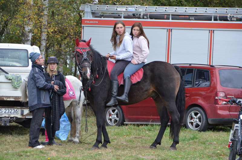 Hula hop na bukówieckim Hubertusie (zdjęcia)