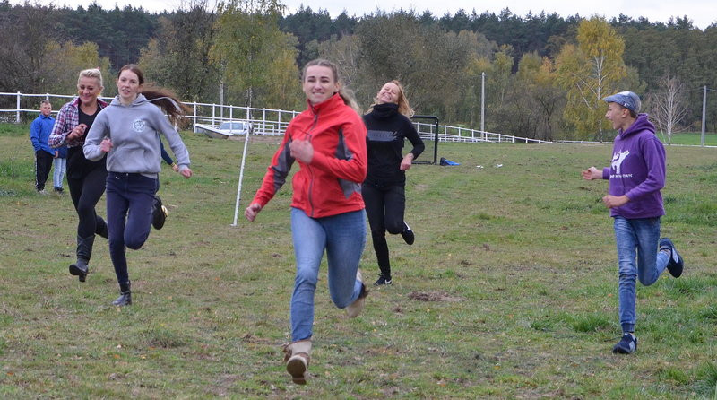 Hula hop na bukówieckim Hubertusie (zdjęcia)