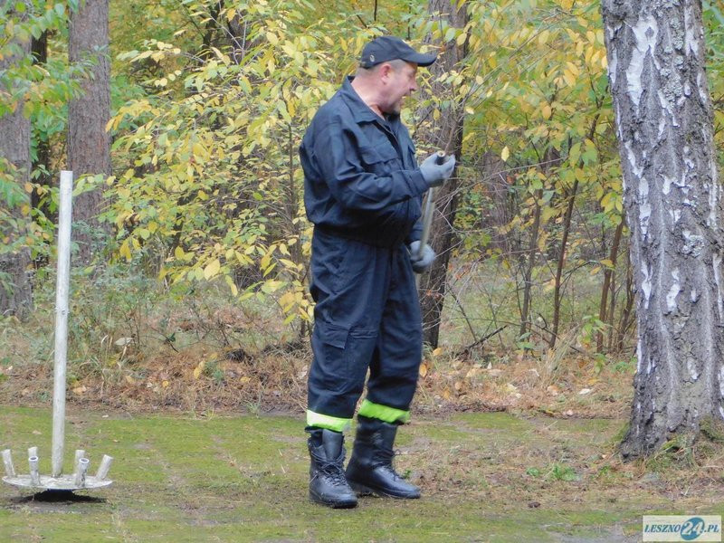 Strażacy uporządkowali miejsce pamięci (zdjęcia)
