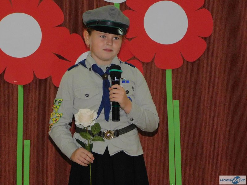 Śpiewali piosenki patriotyczne (zdjęcia)