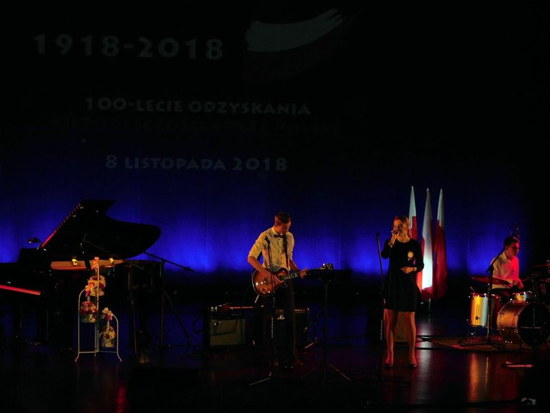 Młodzież mówiła o niepodległości (zdjęcia)