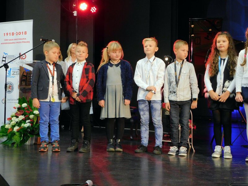 Młodzież mówiła o niepodległości (zdjęcia)