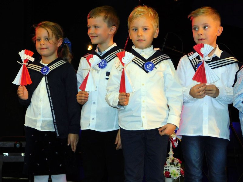 Młodzież mówiła o niepodległości (zdjęcia)