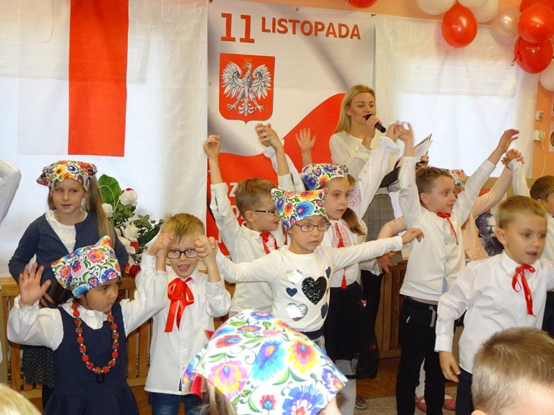 100 tulipanów na 100-lecie Polski (zdjęcia)