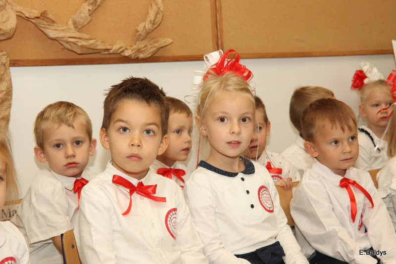 Biało-czerwona akademia w PM 13 (zdjęcia)