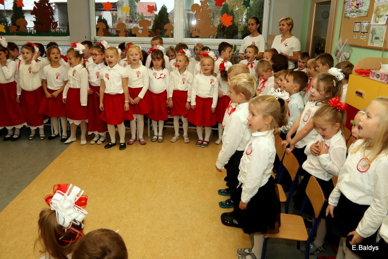 Biało-czerwona akademia w PM 13 (zdjęcia)