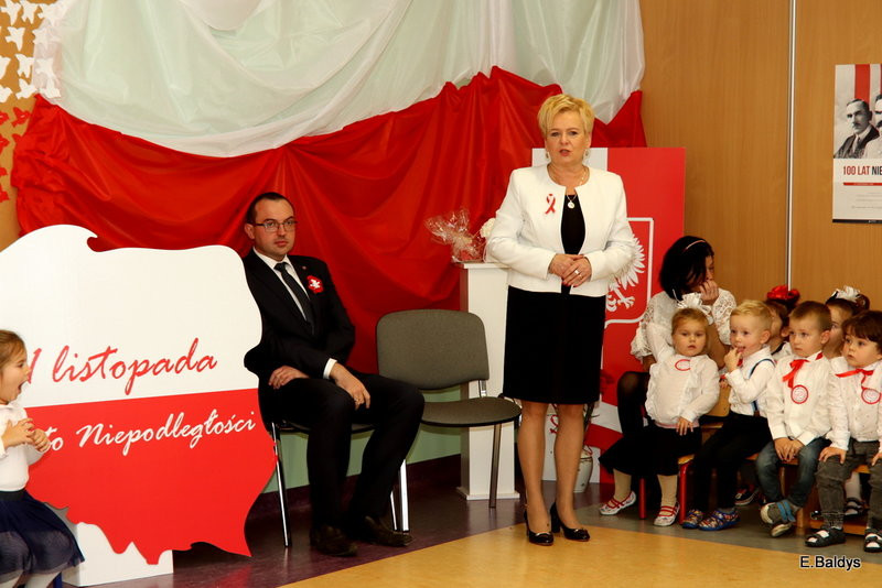 Biało-czerwona akademia w PM 13 (zdjęcia)