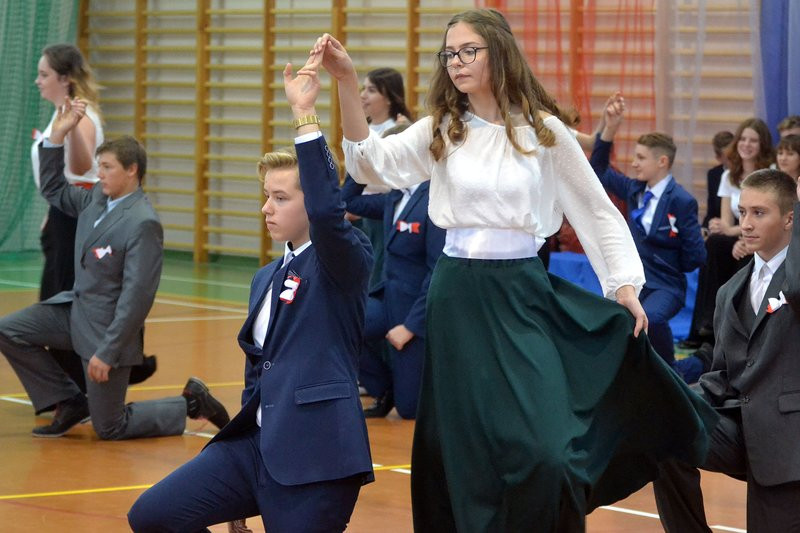 Patriotycznie w Nowym Belęcinie (zdjęcia)