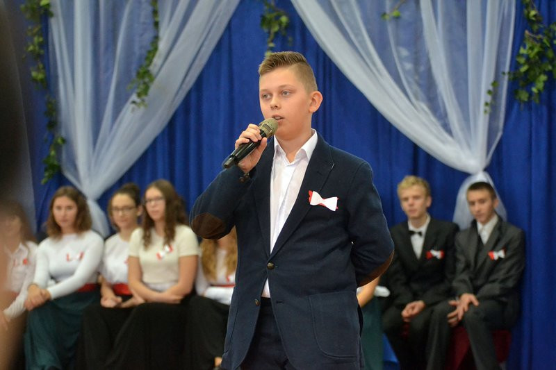Patriotycznie w Nowym Belęcinie (zdjęcia)