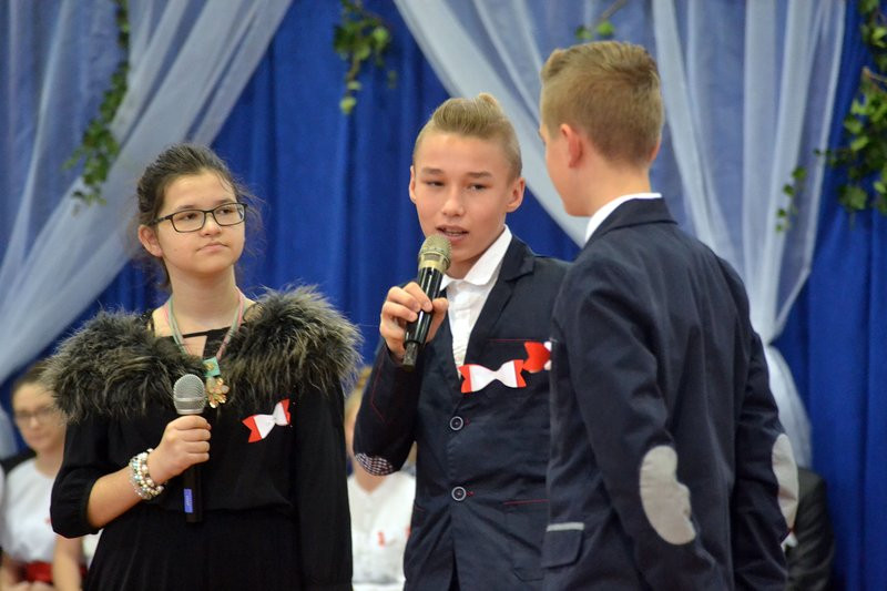 Patriotycznie w Nowym Belęcinie (zdjęcia)