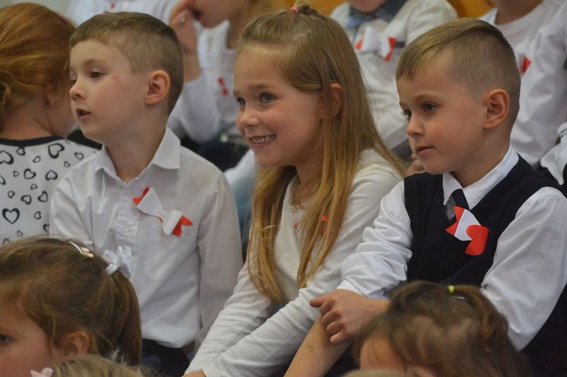 Patriotycznie w Nowym Belęcinie (zdjęcia)