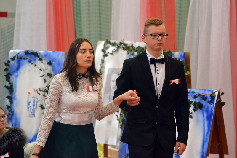 Patriotycznie w Nowym Belęcinie (zdjęcia)