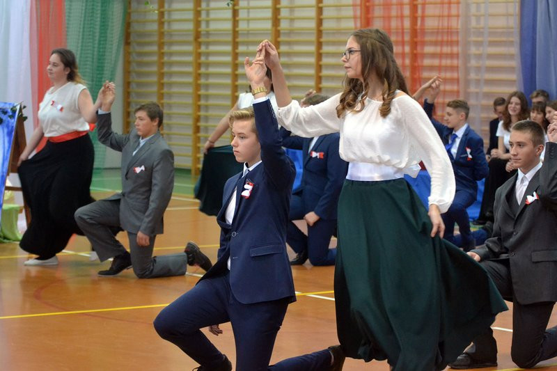 Patriotycznie w Nowym Belęcinie (zdjęcia)