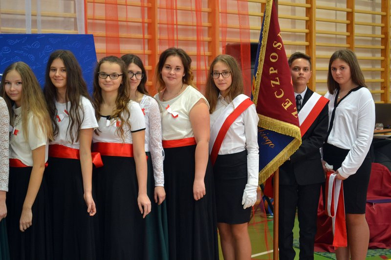 Patriotycznie w Nowym Belęcinie (zdjęcia)