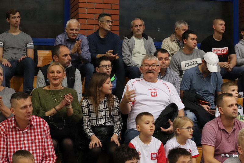 Ciężko było, ale wygrali (zdjęcia)