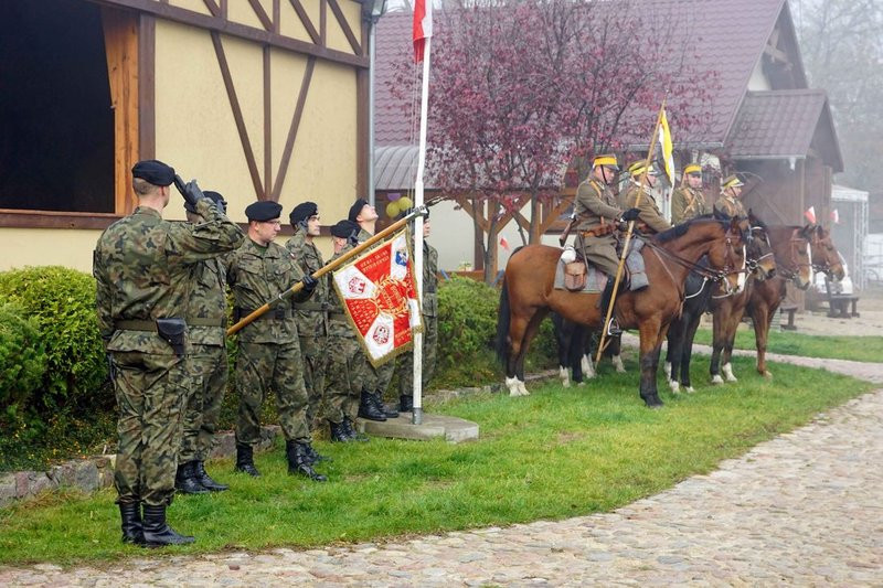 200 piechurów wyruszyło z Boszkowa (zdjęcia)