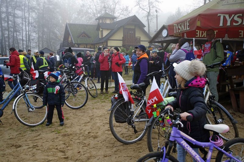 200 piechurów wyruszyło z Boszkowa (zdjęcia)
