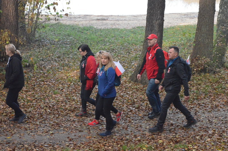 200 piechurów wyruszyło z Boszkowa (zdjęcia)