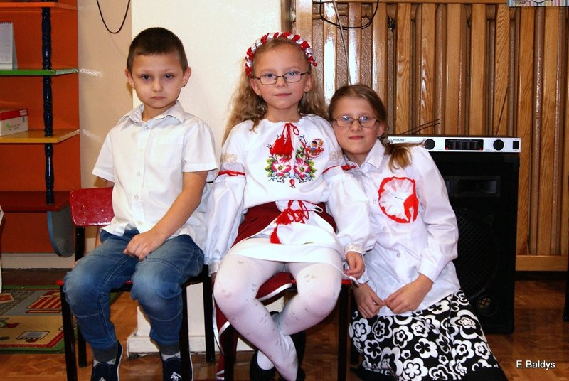 W Przedszkolu nr 6 rośnie Dąb Niepodległości (zdjęcia)