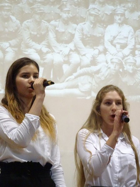 Patriotyczne pieśni w rockowych aranżacjach (zdjęcia)