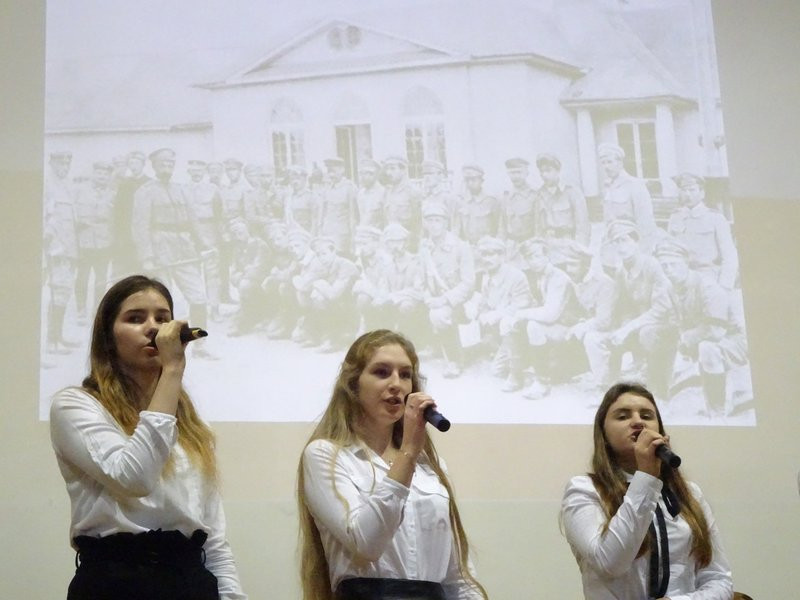 Patriotyczne pieśni w rockowych aranżacjach (zdjęcia)