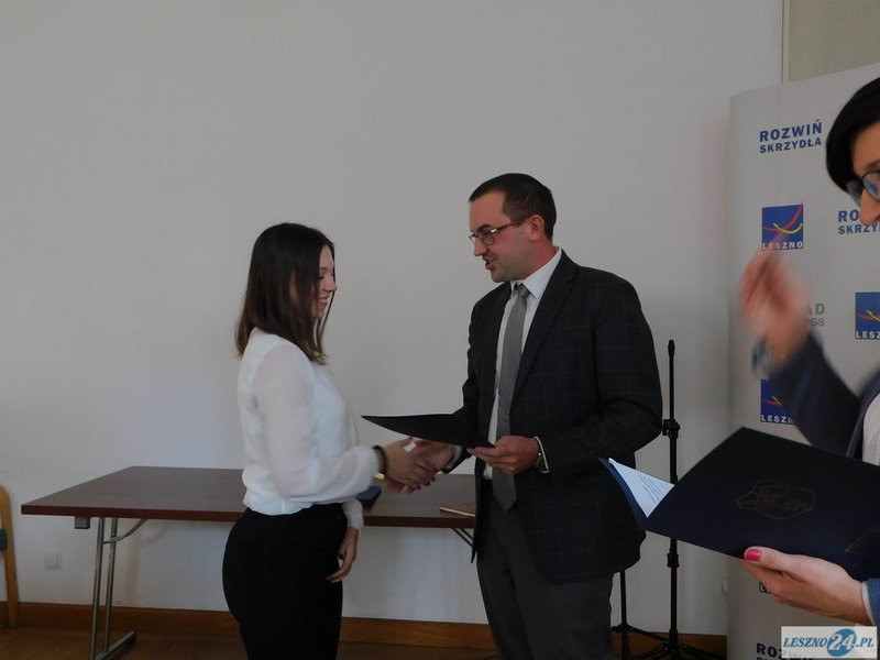 Leszno ma 13 studentów stypendystów (zdjęcia)