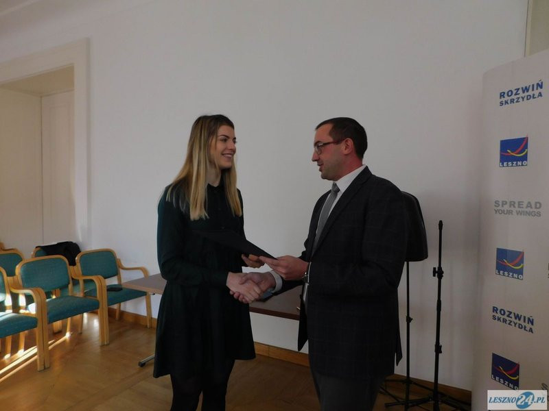 Leszno ma 13 studentów stypendystów (zdjęcia)