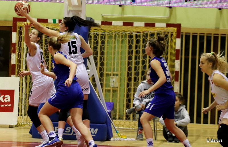 Wygrały u siebie (zdjęcia)