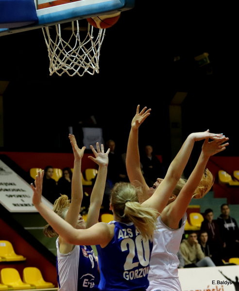 Wygrały u siebie (zdjęcia)