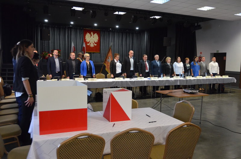 Święciechowa: odmłodzona Rada Gminy już pracuje (zdjęcia)