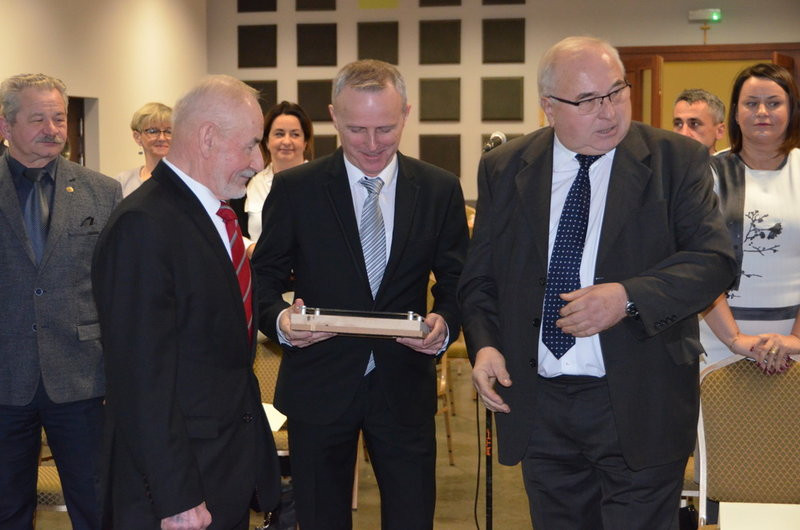 Święciechowa: odmłodzona Rada Gminy już pracuje (zdjęcia)