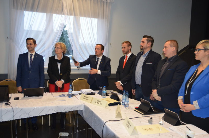 Święciechowa: odmłodzona Rada Gminy już pracuje (zdjęcia)