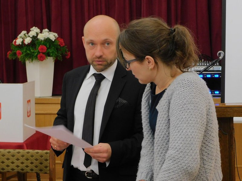 Rydzyna: radni po pierwszej sesji (zdjęcia)