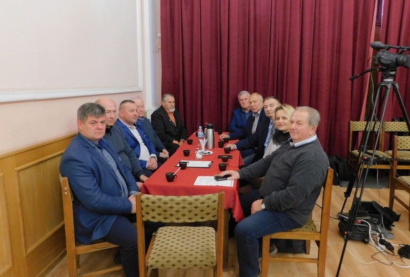 Rydzyna: radni po pierwszej sesji (zdjęcia)