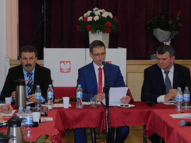 Rydzyna: radni po pierwszej sesji (zdjęcia)