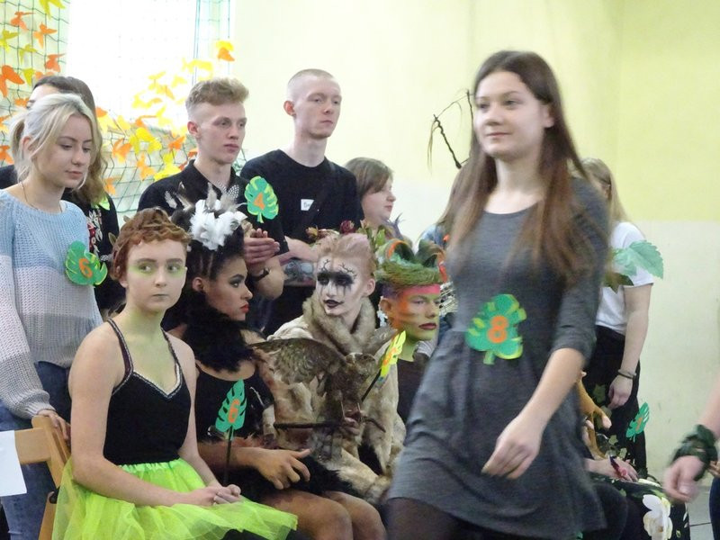 Fryzury rodem z dżungli (zdjęcia)