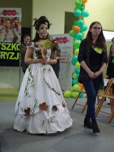 Fryzury rodem z dżungli (zdjęcia)