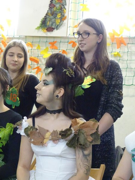 Fryzury rodem z dżungli (zdjęcia)