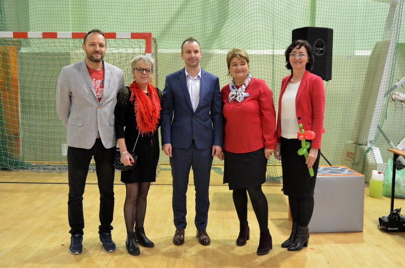 Mikołaj spotkał się z dziećmi u przeciwlotników (zdjęcia)