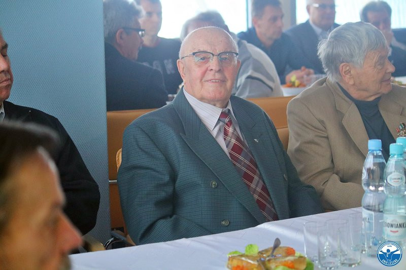 Byli żużlowcy i działacze przy wigilijnym stole (zdjęcia)