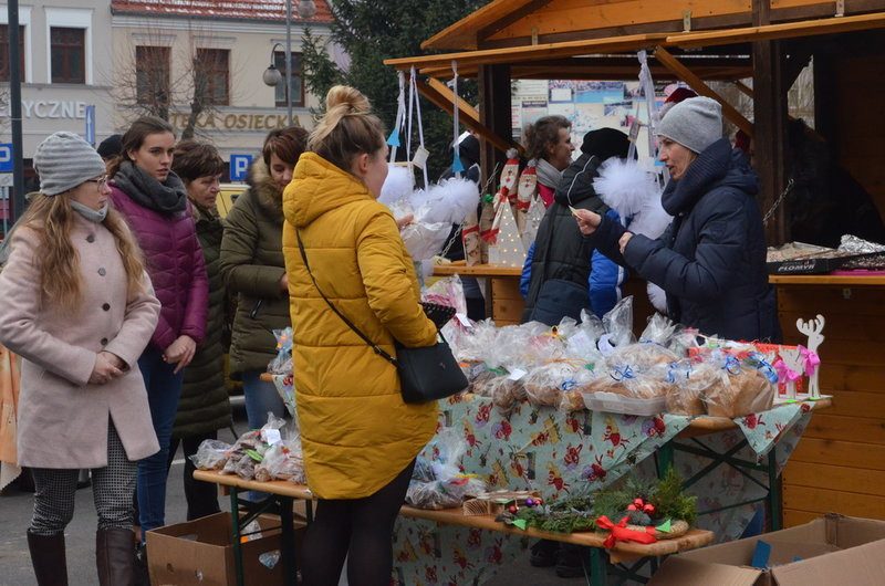 Zapachniało świętami na osieckim Rynku (zdjęcia)