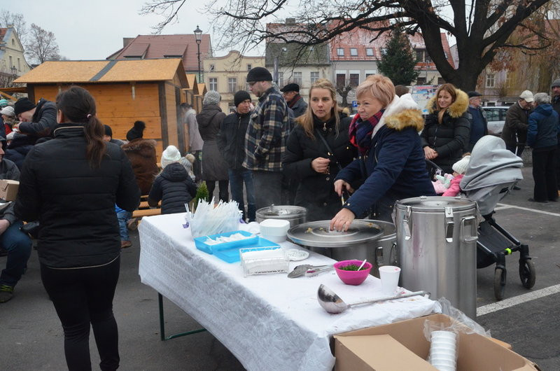 Zapachniało świętami na osieckim Rynku (zdjęcia)